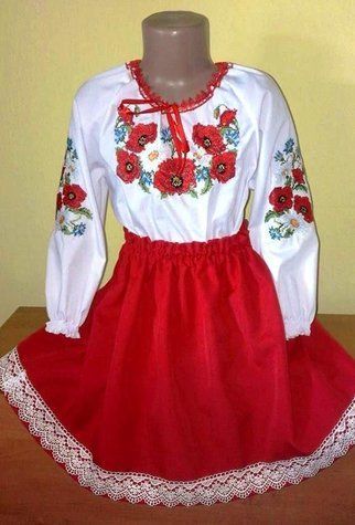 Вишитий костюм "Квітка" 250 фото