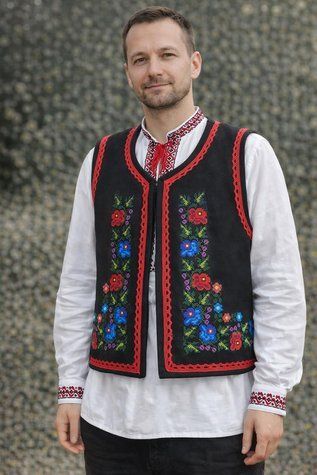Чоловічий кептар чорний вишитий &laquo;Галичанка&raquo; 5113 фото