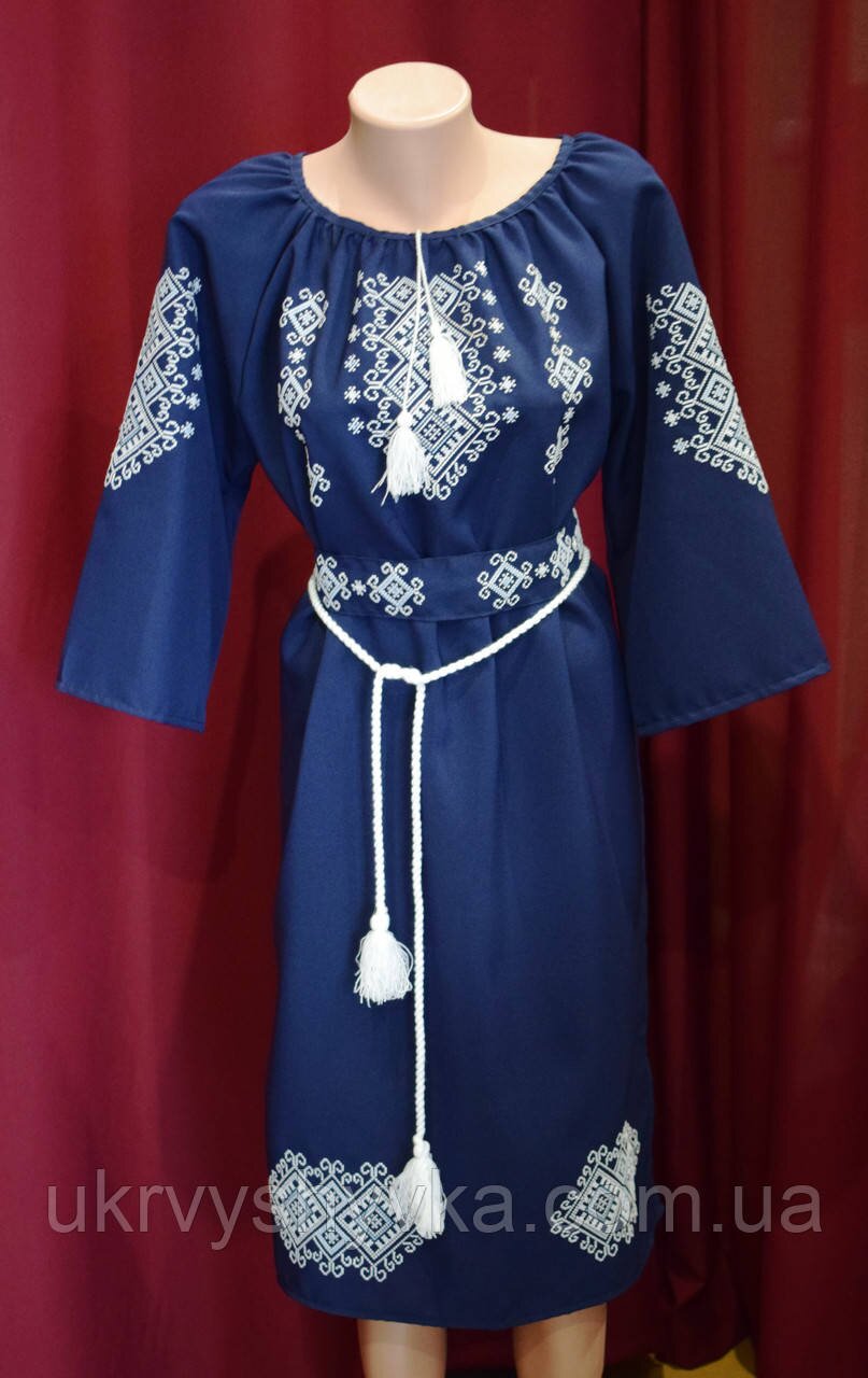 плаття з вишивкою